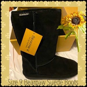 NIB Bearpaw Suede Boots